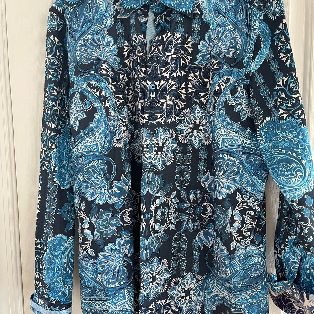 Robert Graham Blue Paisley Casual Button Down Shirt